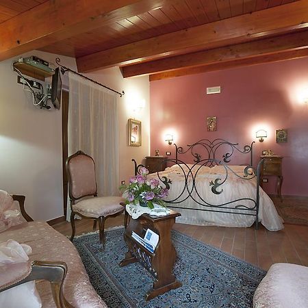 B&B La Ginestra Civita Phòng bức ảnh